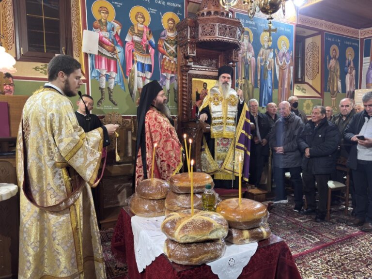 Εσπερινός Παρεκκλησίου Αγίου Νικολάου παλαιού Σπαρμού 5.12.2025